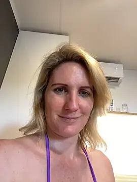 NoraNoxx online show from July 2026 03:56:01 PM