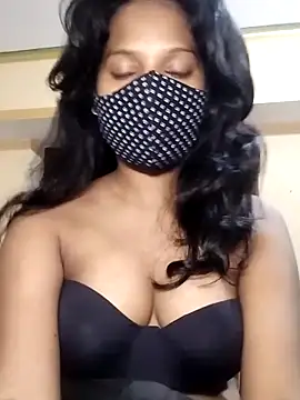 Shivani Tivari online show from October 2025 09:43:02 AM