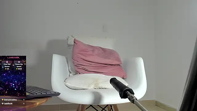 ariana nix online show from December 2024 11:47:01 PM