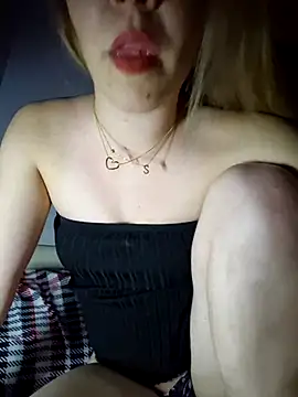 SUSELLAM1 online show from December 2024 09:13:02 PM