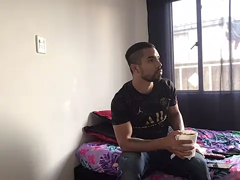 Snapshot of edu_fitness chatting on December 2024 03:25:02 PM edu fitness online show from December 2024 03:25:02 PM