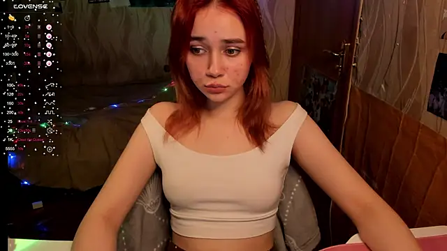 SweetLinaa online show from December 2024 06:52:02 PM