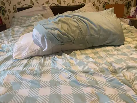 iveedie017 online show from December 2024 02:37:01 PM