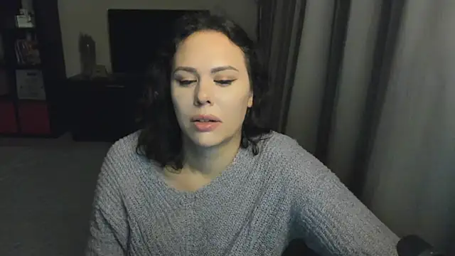 MollyCheiz online show from September 2025 05:15:02 PM