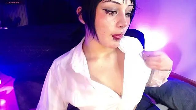 honney dark online show from January 2025 02:38:01 AM