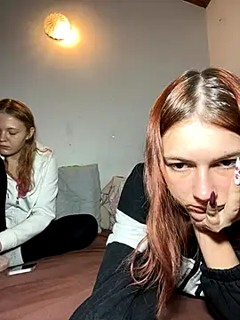 ella grays online show from October 2025 07:12:02 PM