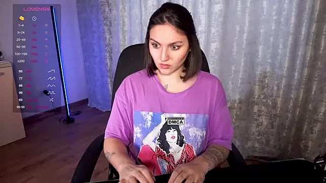 Hoot owl cb online show from November 2025 04:26:02 AM