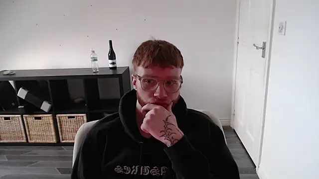 Snapshot of PrettyGinger chatting on December 2024 02:31:02 PM PrettyGinger online show from December 2024 02:31:02 PM