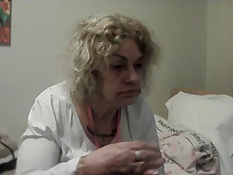 housewife shantie online show from March 2026 07:12:02 AM