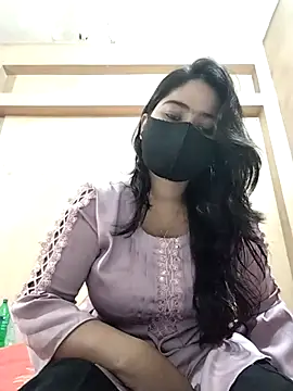 Magical Girl- online show from November 2025 03:38:01 AM