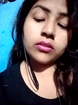 Love-Veronica online show from February 2026 06:13:02 PM