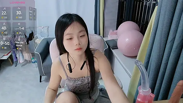 Lena-yyds online show from October 2025 05:20:02 PM