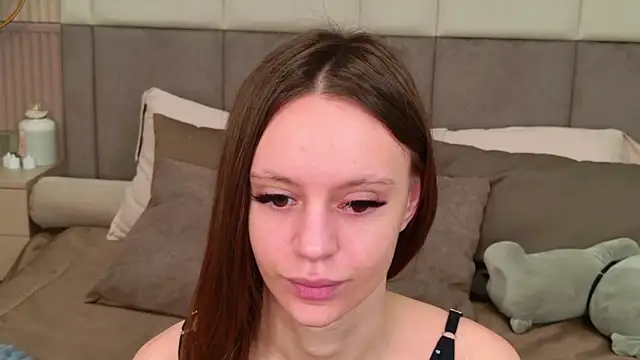 RebeccaMartons online show from February 2025 08:59:02 PM