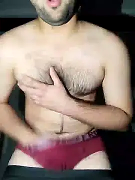 Snapshot of smartboy010101 chatting on December 2024 01:06:01 PM smartboy010101 online show from December 2024 01:06:01 PM