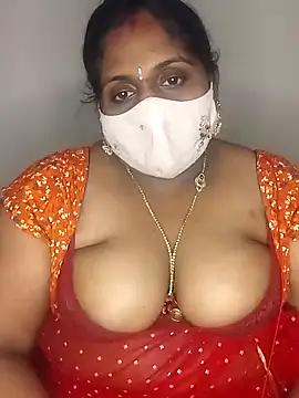 Snapshot of Sexy_Radhikaa chatting on February 2025 08:50:02 PM Sexy Radhikaa online show from February 2025 08:50:02 PM