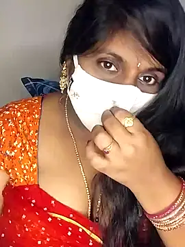 Snapshot of Sexy_Radhikaa chatting on February 2025 10:36:02 AM Sexy Radhikaa online show from February 2025 10:36:02 AM