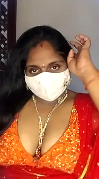 Snapshot of Sexy_Radhikaa chatting on March 2025 10:17:01 AM Sexy Radhikaa online show from March 2025 10:17:01 AM