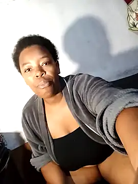 curvyloneah75 online show from February 2025 06:48:01 AM