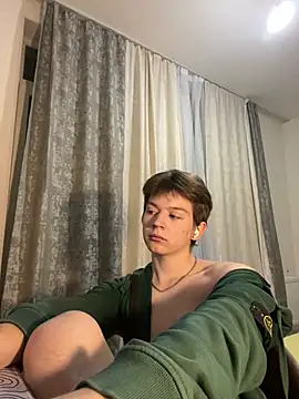 Snapshot of W_N_G_S chatting on December 2024 03:40:02 AM W N G S online show from December 2024 03:40:02 AM