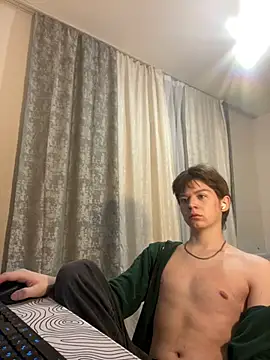 Snapshot of W_N_G_S chatting on January 2025 04:10:02 AM W N G S online show from January 2025 04:10:02 AM