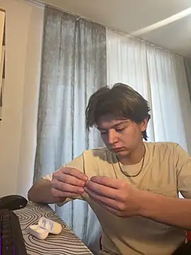 Snapshot of W_N_G_S chatting on March 2025 02:34:02 PM W N G S online show from March 2025 02:34:02 PM