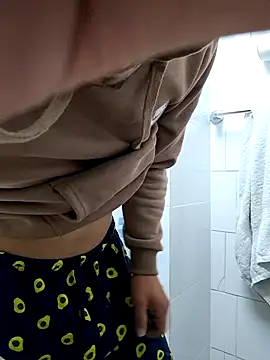 Snapshot of tula_chyk chatting on December 2024 12:14:02 PM tula chyk online show from December 2024 12:14:02 PM