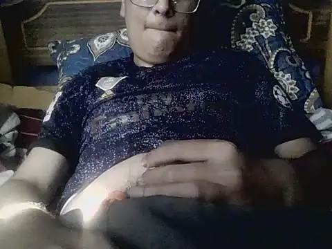 fandelosculos123 online show from March 2026 03:40:01 PM