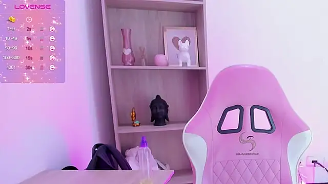 Evangeline johns online show from March 2025 11:34:02 PM