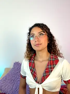 varenkaivanova 22 online show from September 2025 05:51:02 AM