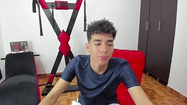 Snapshot of Harry_LatinBoy chatting on January 2025 08:15:01 PM Harry LatinBoy online show from January 2025 08:15:01 PM