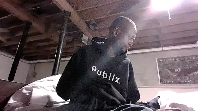 Snapshot of KinGKane84 chatting on December 2024 09:23:01 AM KinGKane84 online show from December 2024 09:23:01 AM