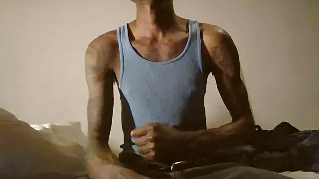 Snapshot of KinGKane84 chatting on February 2025 03:32:02 AM KinGKane84 online show from February 2025 03:32:02 AM