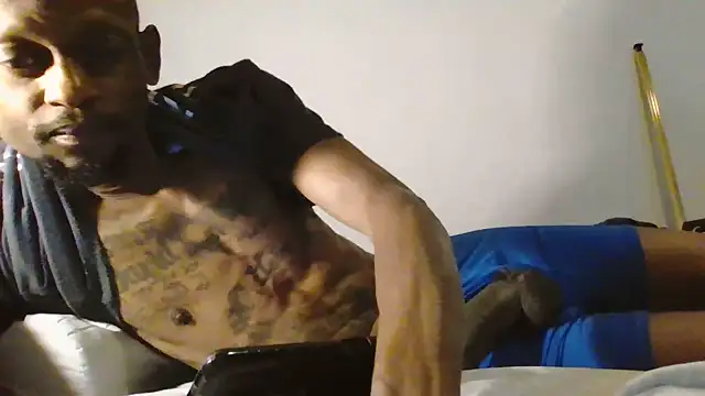 Snapshot of KinGKane84 chatting on February 2025 09:44:02 PM KinGKane84 online show from February 2025 09:44:02 PM