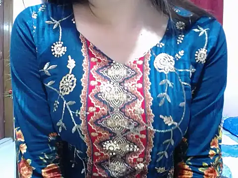 taisina online show from November 2025 03:02:01 PM