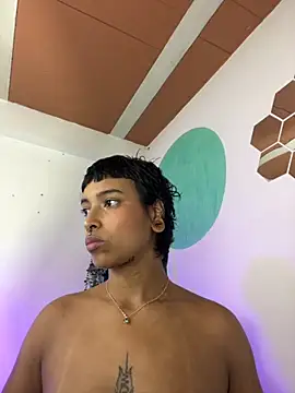 LollaByer online show from September 2025 10:48:01 PM