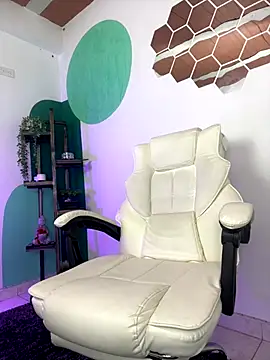 LollaByer online show from October 2025 09:34:01 PM