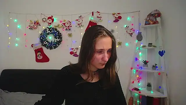 MichelLeee online show from January 2025 12:05:01 PM