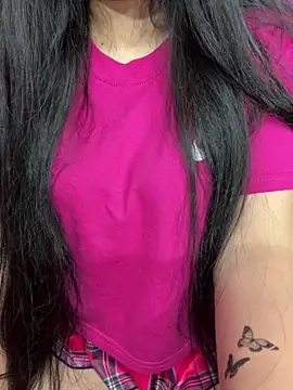 Snapshot of Velyn_18 chatting on November 2025 05:40:02 AM Velyn 18 online show from November 2025 05:40:02 AM