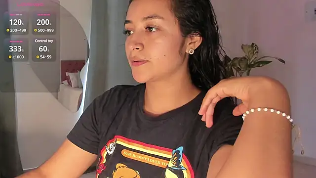 Lady Rey online show from March 2025 06:48:02 PM