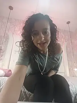 AriannaRussell  online show from May 2026 12:45:01 PM