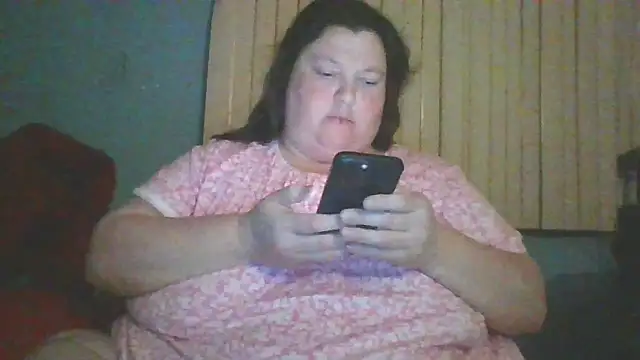 Snapshot of Honeybee2025 chatting on December 2024 11:45:01 PM Honeybee2025 online show from December 2024 11:45:01 PM