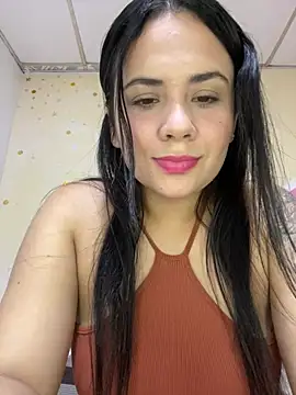 Snapshot of Leyna_Kenet chatting on May 2026 02:18:01 AM Leyna Kenet online show from May 2026 02:18:01 AM
