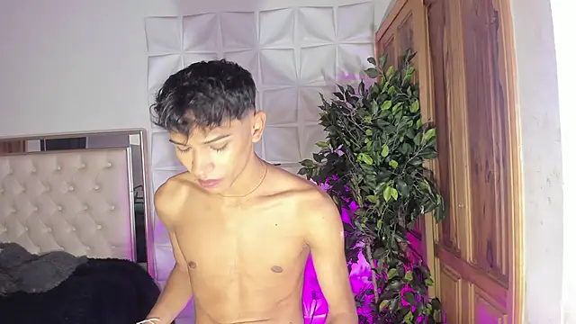 im sebaslopez online show from October 2025 11:39:02 AM