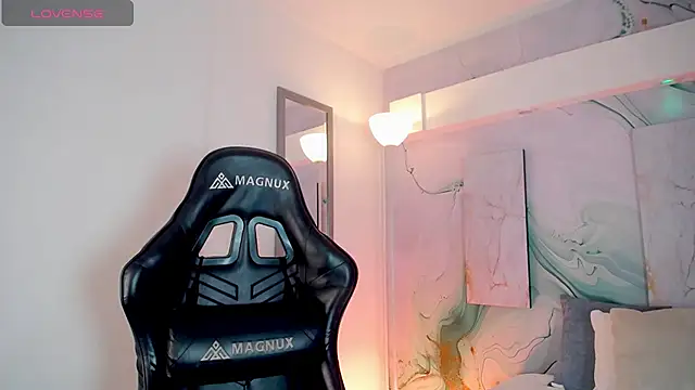 Aniie Doll online show from March 2026 08:26:01 PM