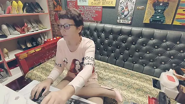 Lily4yourfun online show from October 2025 05:28:02 AM