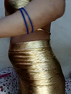 xpihu online show from December 2025 09:43:02 PM