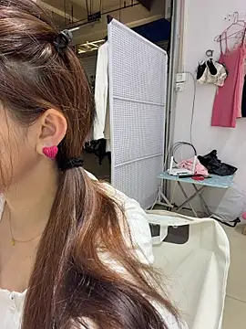 Selenaaaaa- online show from April 2026 05:52:01 AM