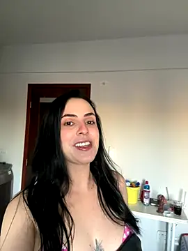 Morguisssz online show from November 2025 09:24:02 PM