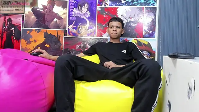 Snapshot of Jeffry_wolvess chatting on February 2025 12:06:01 PM Jeffry wolvess online show from February 2025 12:06:01 PM