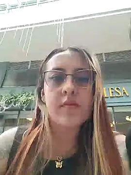 SarahXRusso online show from December 2024 08:37:01 PM